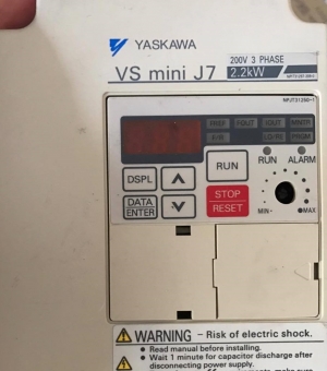 安川VSMINIJ72.2KW